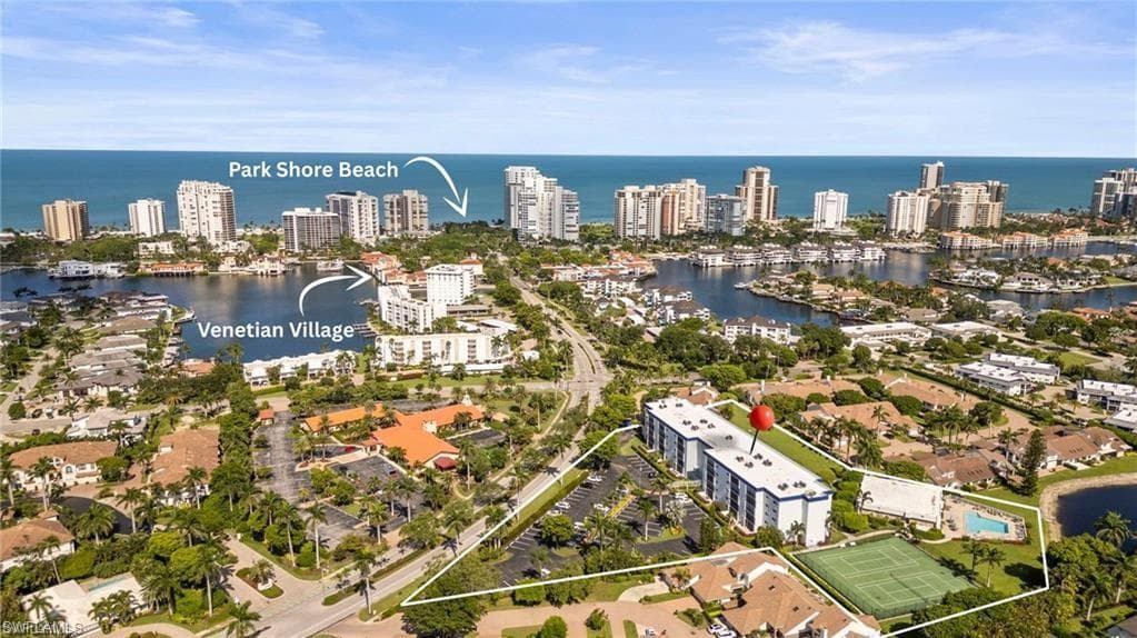 555 Park Shore DR B109 NAPLES, FL 34103