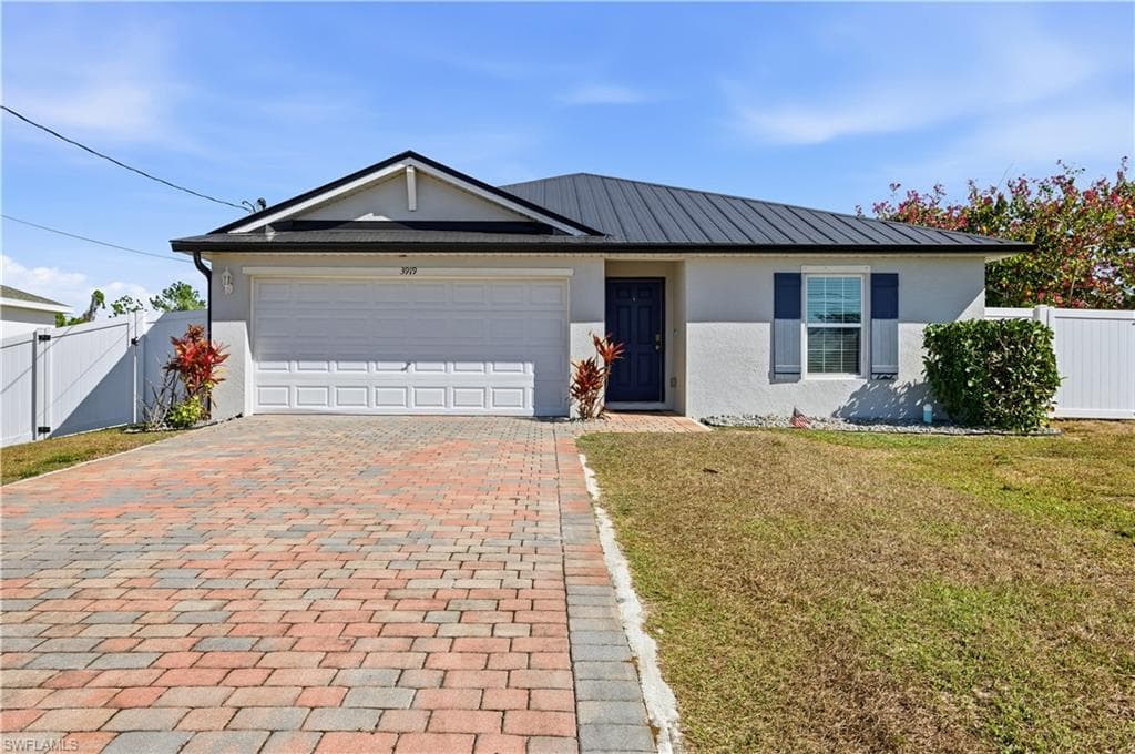 3919 NE 17th AVE CAPE CORAL, FL 33909
