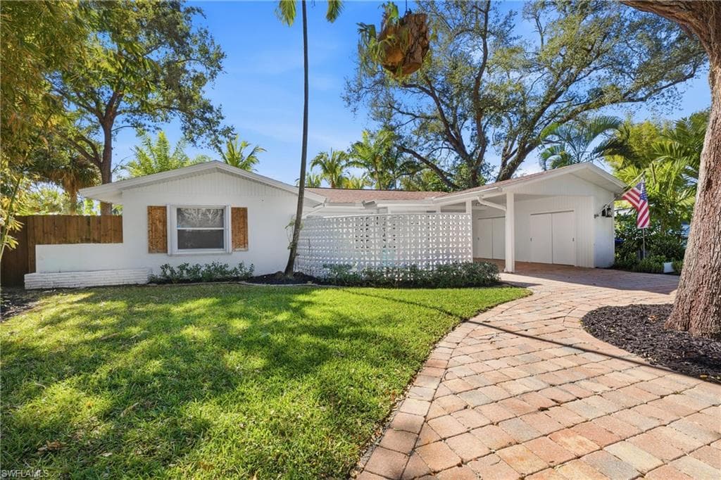 1150 Vesper DR FORT MYERS, FL 33901