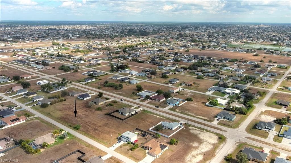 1135 8th PL CAPE CORAL, FL 33993
