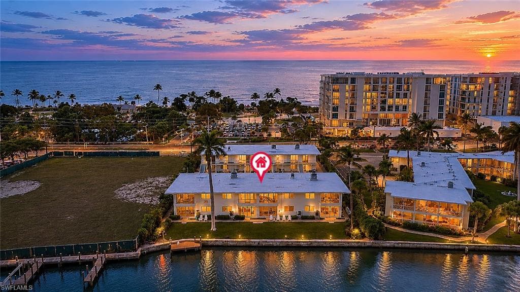 1550 Gulf Shore BLVD N E6 NAPLES, FL 34102