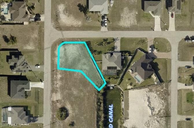 2211 NW 17th PL CAPE CORAL, FL 33993