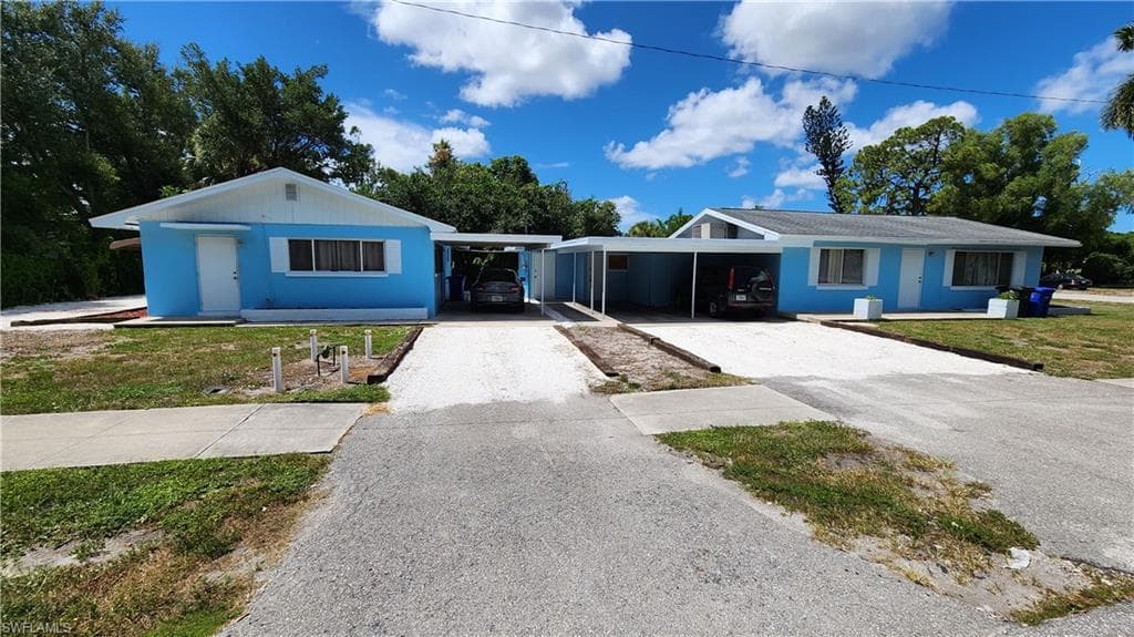 2252/2254 Maple AVE FORT MYERS, FL 33901