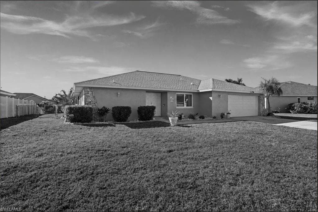 250 SW 37th TER CAPE CORAL, FL 33914