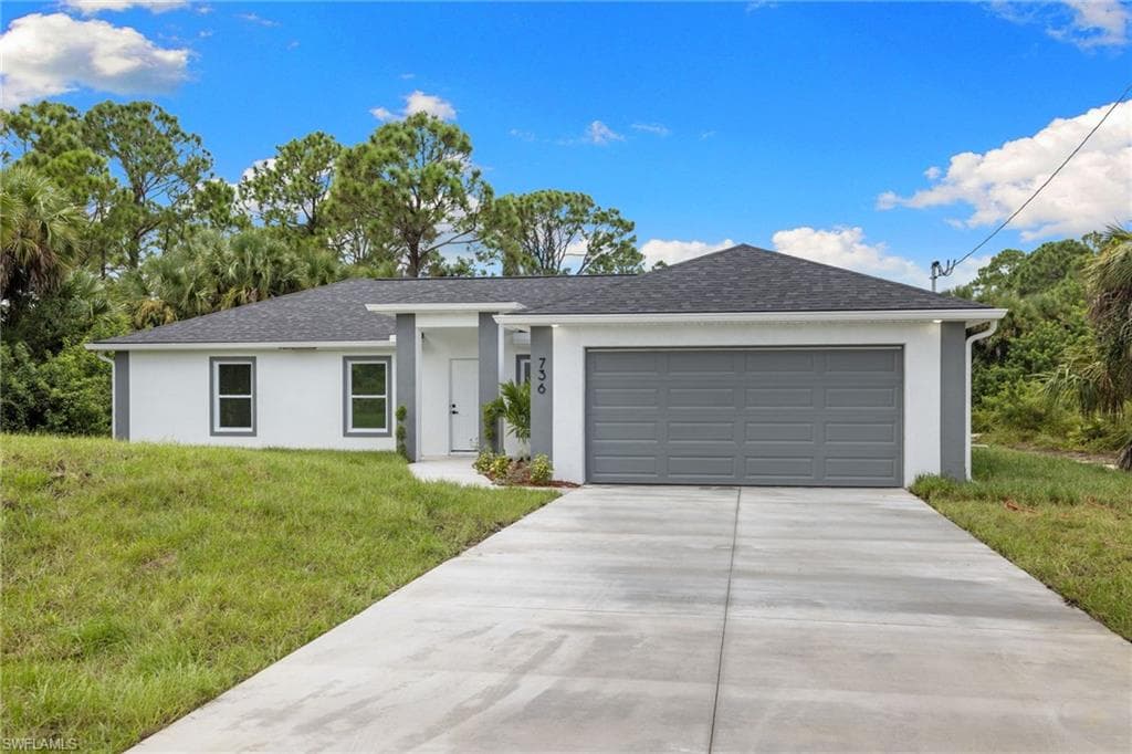 835 Oakridge AVE S LEHIGH ACRES, FL 33974