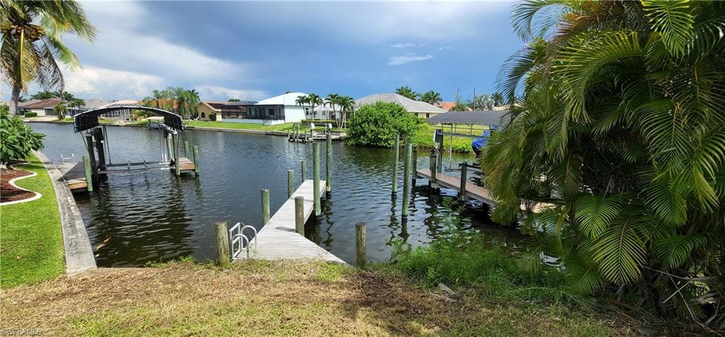 3803 Surfside BLVD CAPE CORAL, FL 33914