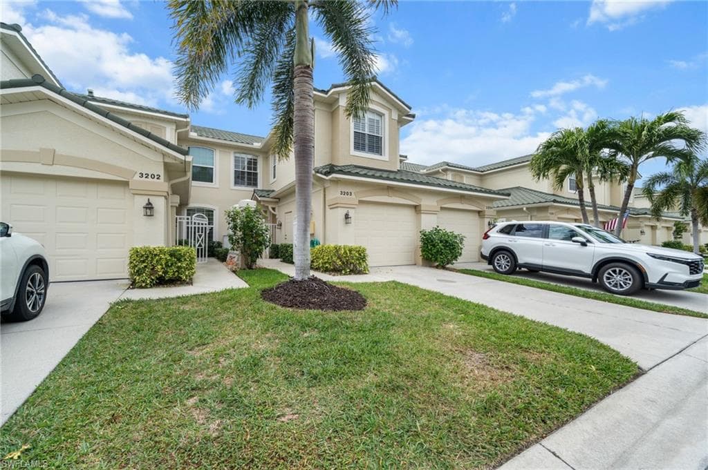 14571 Grande Cay CIR 3203 FORT MYERS, FL 33908