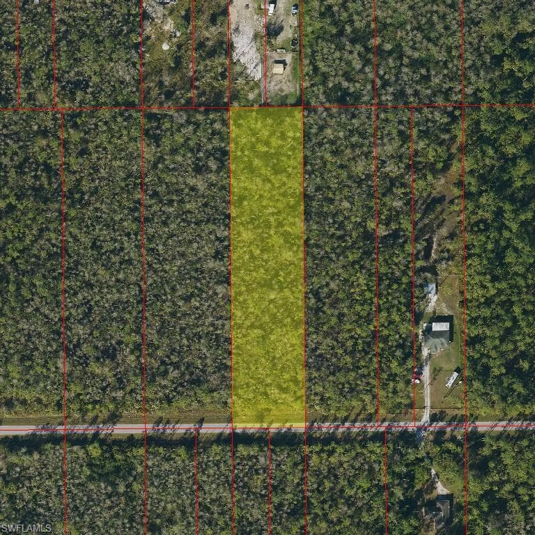 2 AVE SE NAPLES, FL 34117