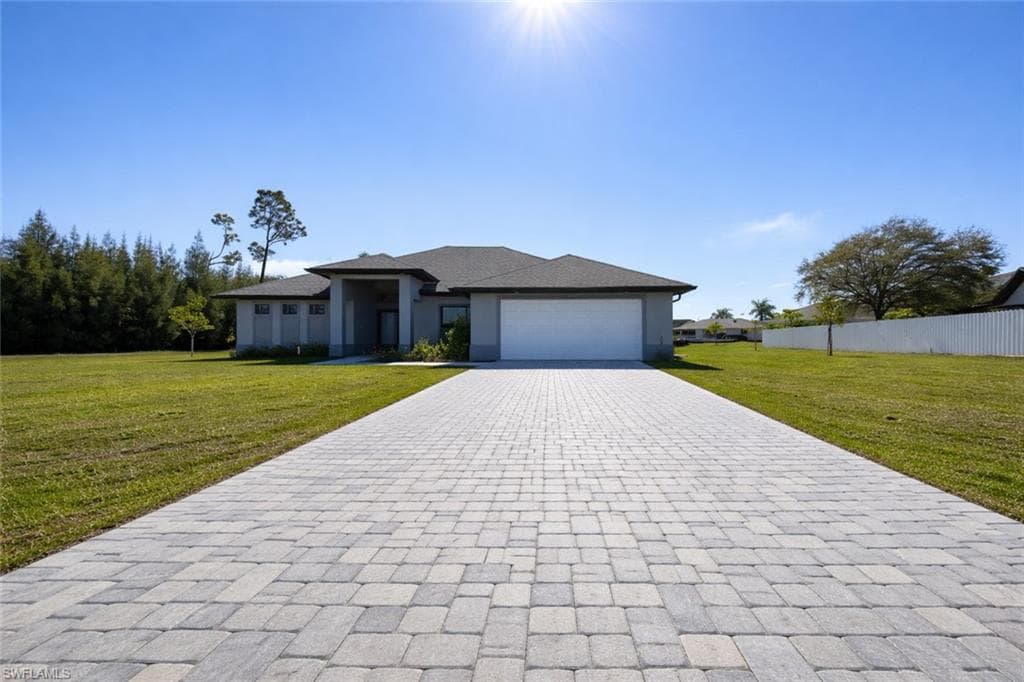 224 SE 13th TER CAPE CORAL, FL 33990