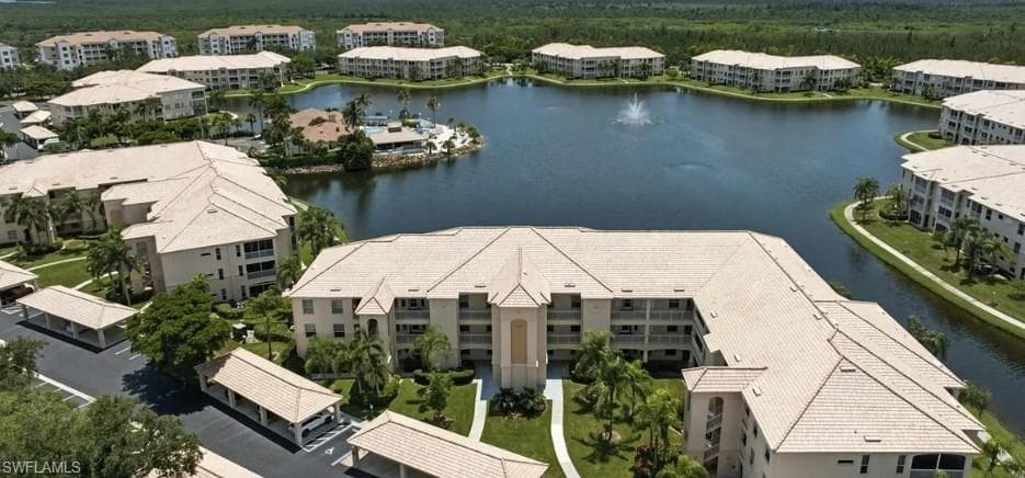 17020 Willowcrest WAY 301 FORT MYERS, FL 33908