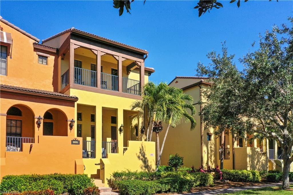 9091 Covina DR S 6901 NAPLES, FL 34113