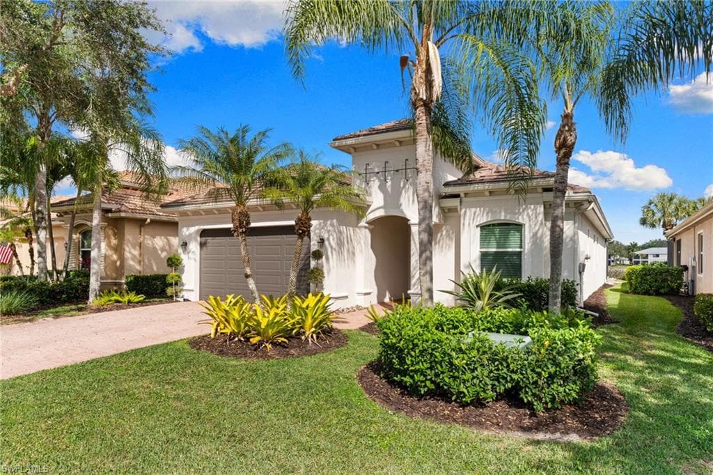 10240 Gator Bay CT NAPLES, FL 34120