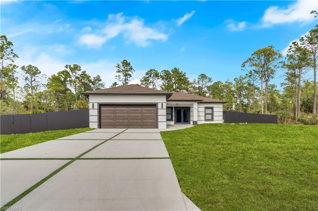 802 W 13th ST LEHIGH ACRES, FL 33972