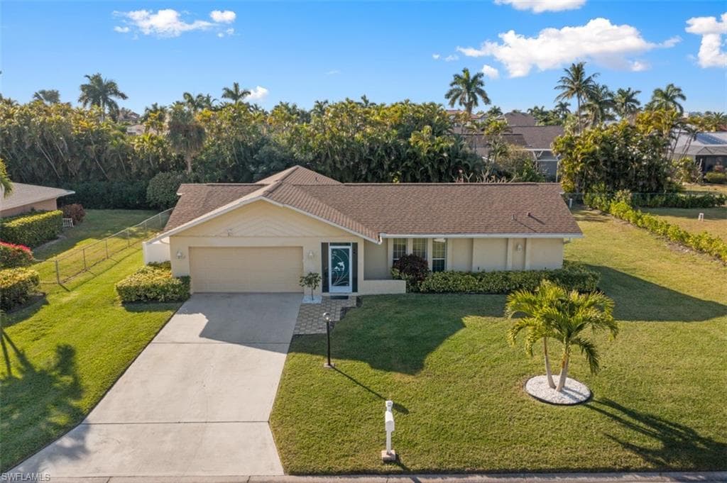 15048 Bonaire CIR FORT MYERS, FL 33908