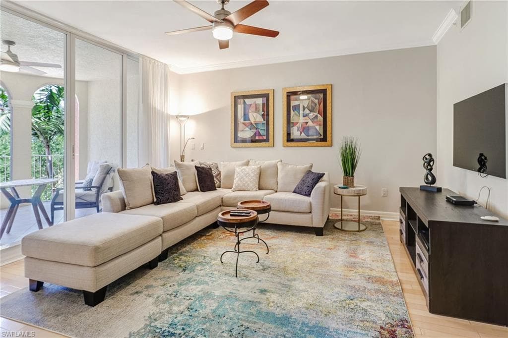 401 Bayfront PL 3303 NAPLES, FL 34102