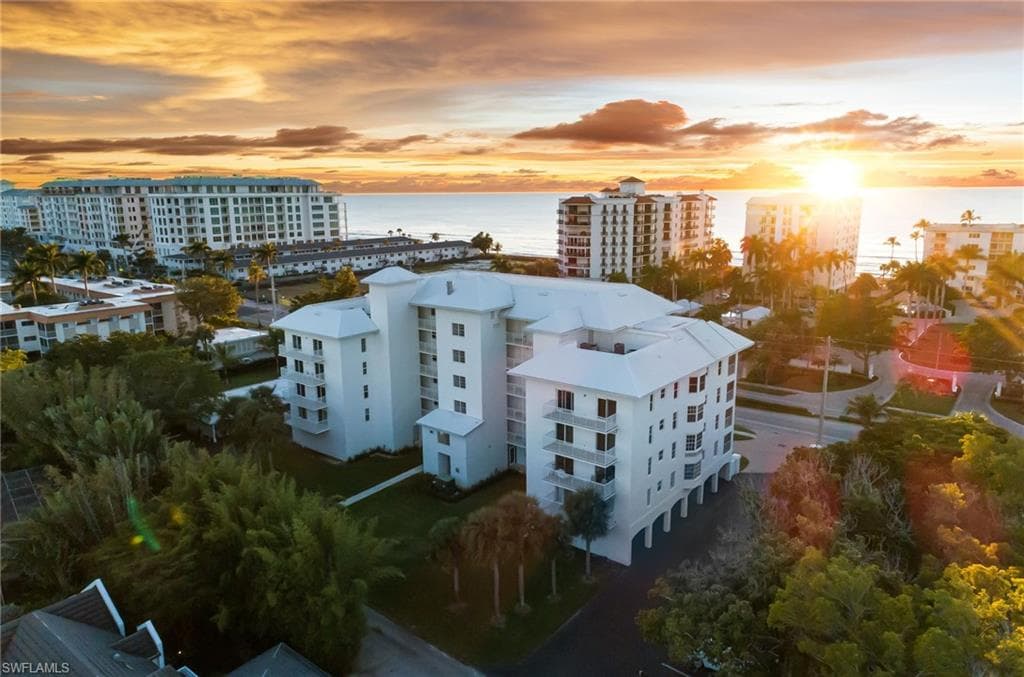 1200 Gulf Shore BLVD N 503 NAPLES, FL 34102