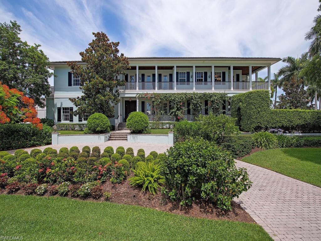 613 14th AVE NAPLES, FL 34102