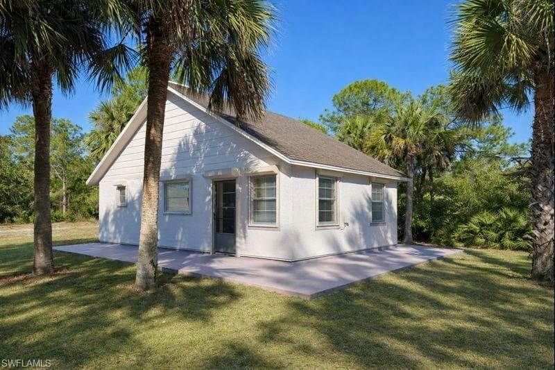 610 Broadway AVE LEHIGH ACRES, FL 33972