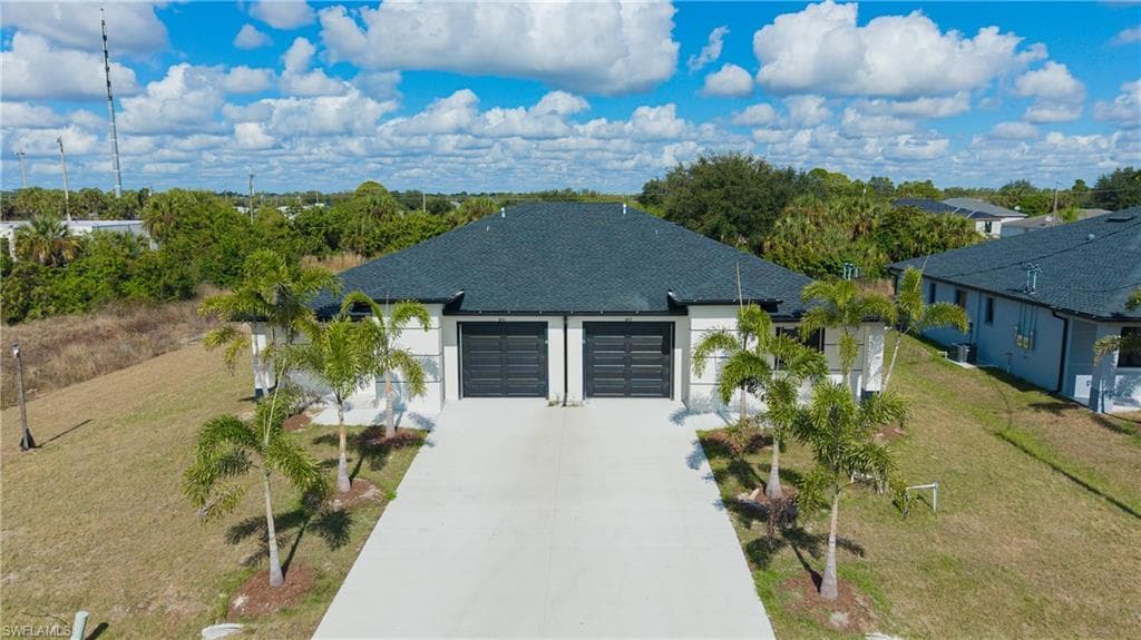 843 Duplex ST E B LEHIGH ACRES, FL 33974