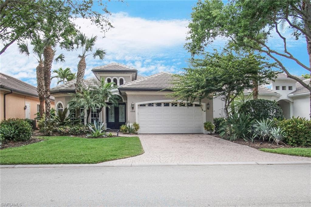 4248 Kensington High ST NAPLES, FL 34105