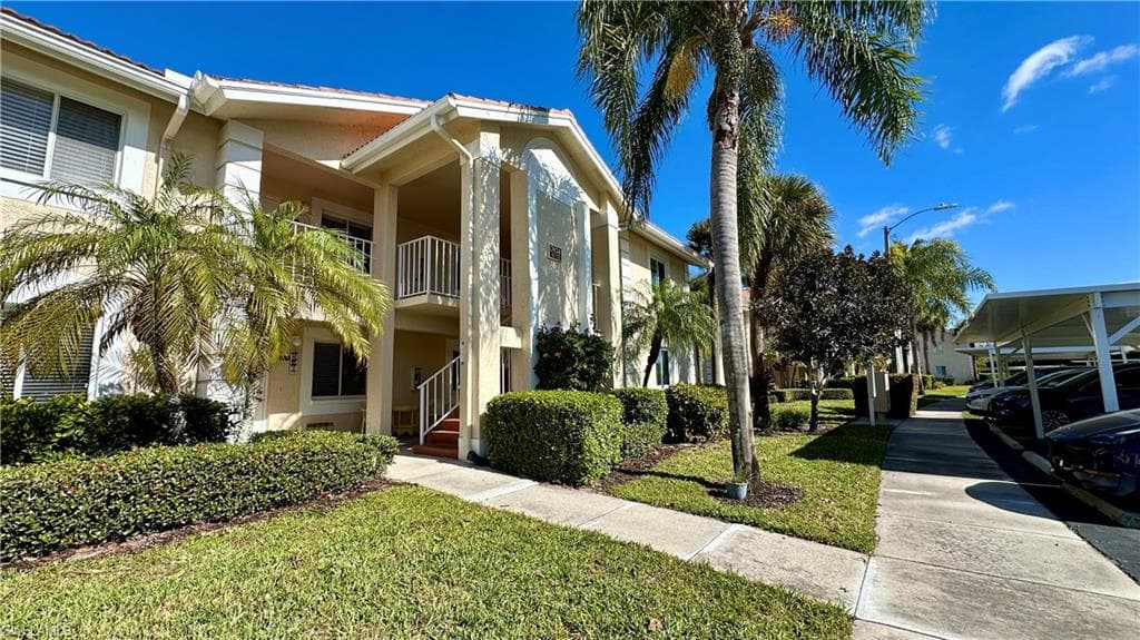 7824 Emerald CIR F104 NAPLES, FL 34109