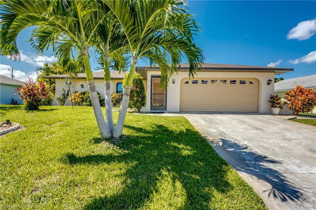 912 SE 22nd ST CAPE CORAL, FL 33990