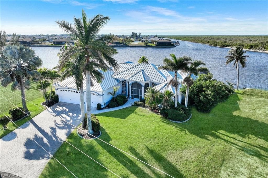 4640 NW 33rd TER CAPE CORAL, FL 33993