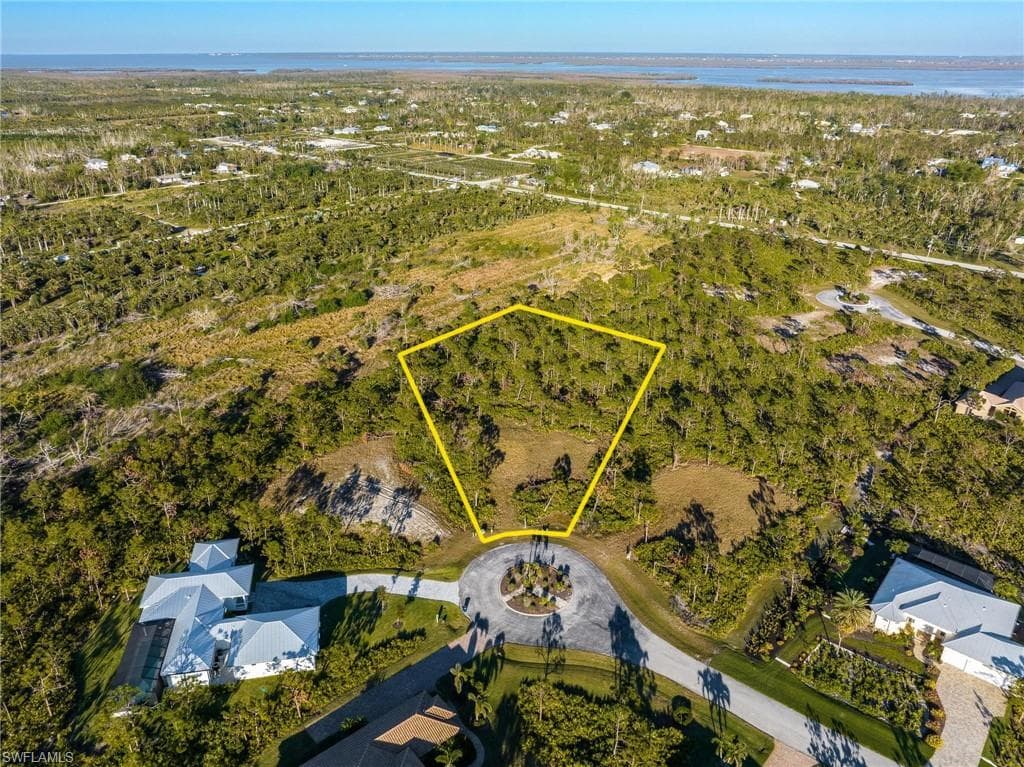 12534 Indian Shell TRL BOKEELIA, FL 33922