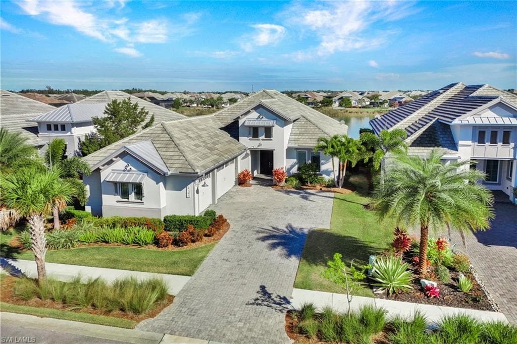 6161 Megans Bay DR NAPLES, FL 34113