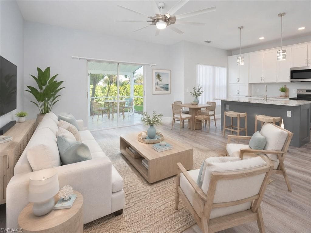 6119 Lake Front DR FORT MYERS, FL 33908