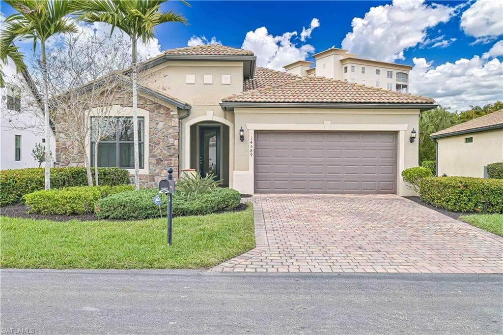 14589 Laguna DR FORT MYERS, FL 33908