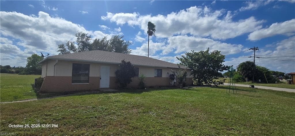 1302 NE 9th ST 1302 CAPE CORAL, FL 33909