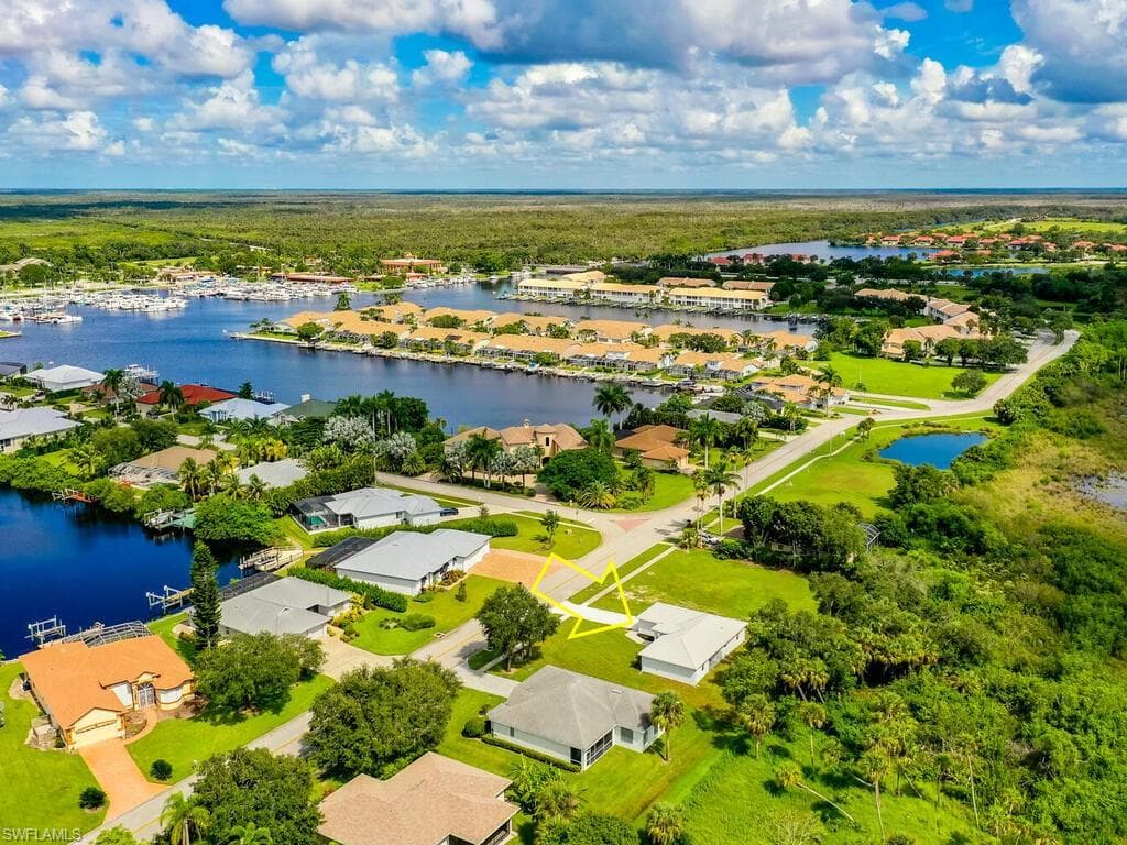 200 Cays DR NAPLES, FL 34114