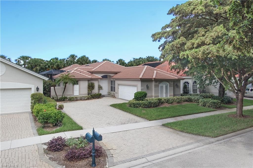 5065 Kensington High ST NAPLES, FL 34105