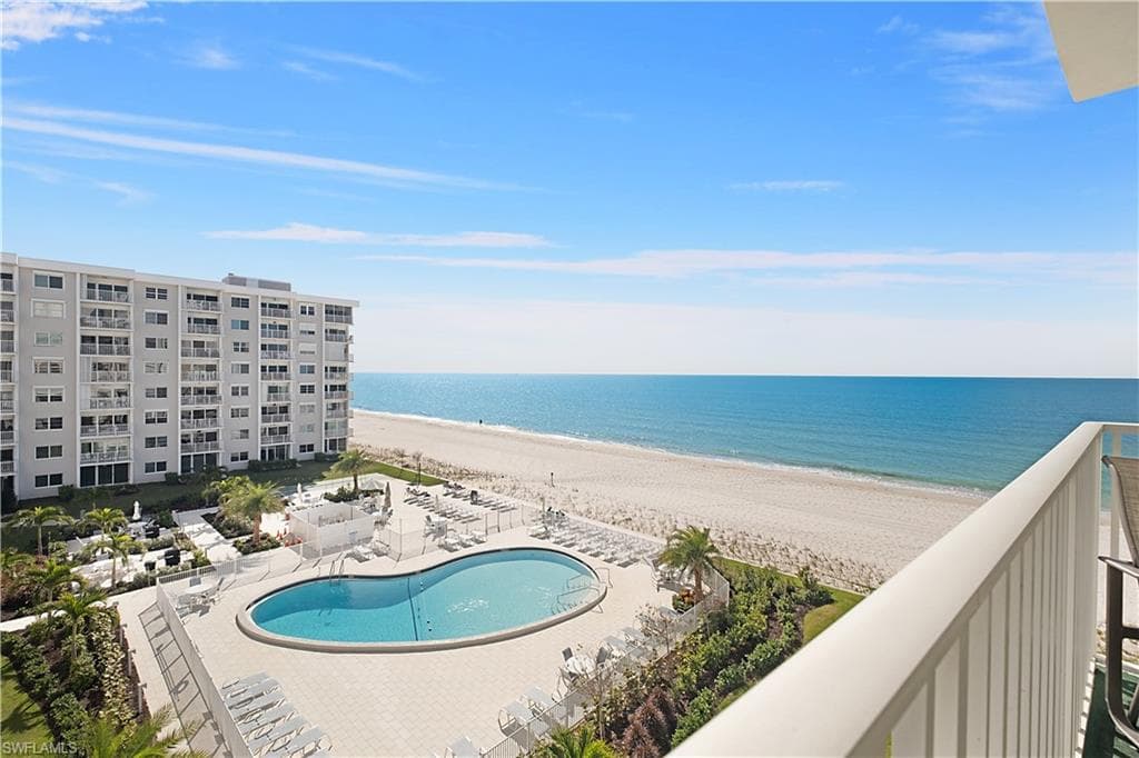 3443 Gulf Shore BLVD N 504 NAPLES, FL 34103