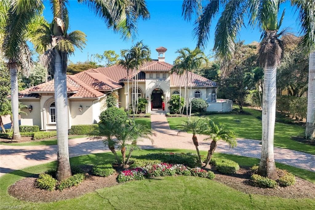 3122 Dahlia WAY NAPLES, FL 34105