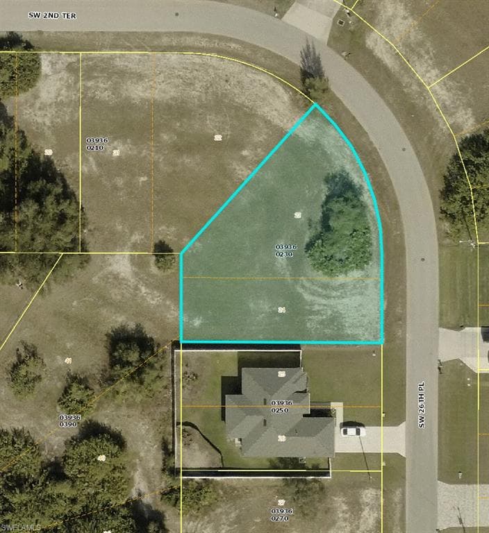 200 SW 26th PL CAPE CORAL, FL 33991