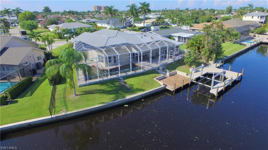 1403 SW 52nd TER CAPE CORAL, FL 33914