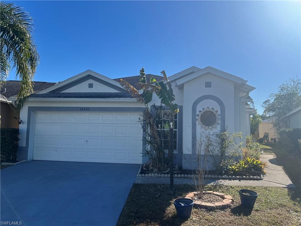 10730 Bahia Terrado CIR ESTERO, FL 33928