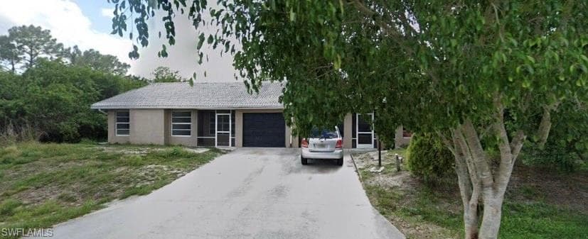 648 650 Creuset AVE S LEHIGH ACRES, FL 33974