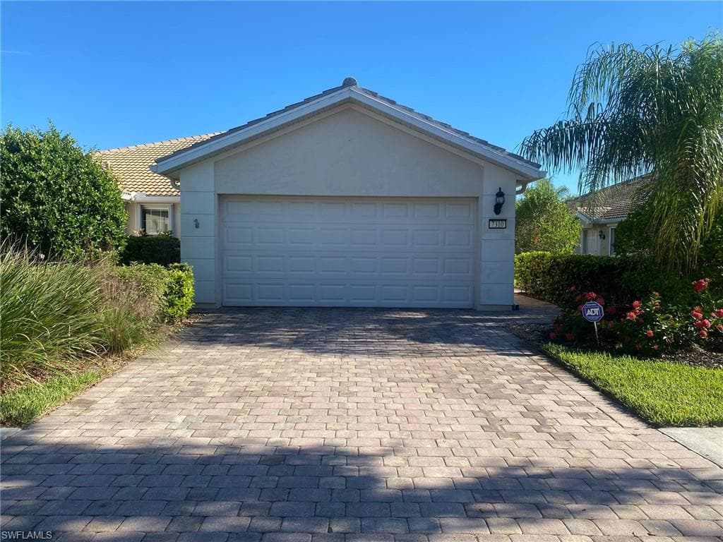 7310 Salerno CT NAPLES, FL 34114
