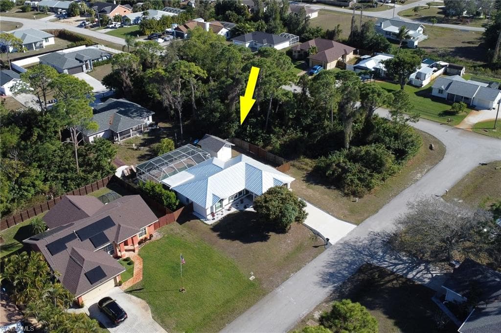 18277 Fern RD FORT MYERS, FL 33967