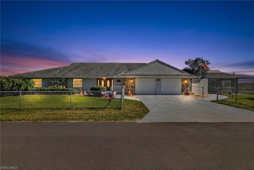 1818 Cherie LN NORTH FORT MYERS, FL 33917