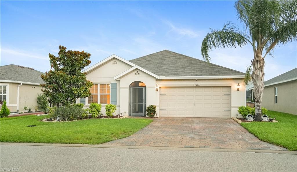 19420 Mossy Ledge TER LEHIGH ACRES, FL 33936