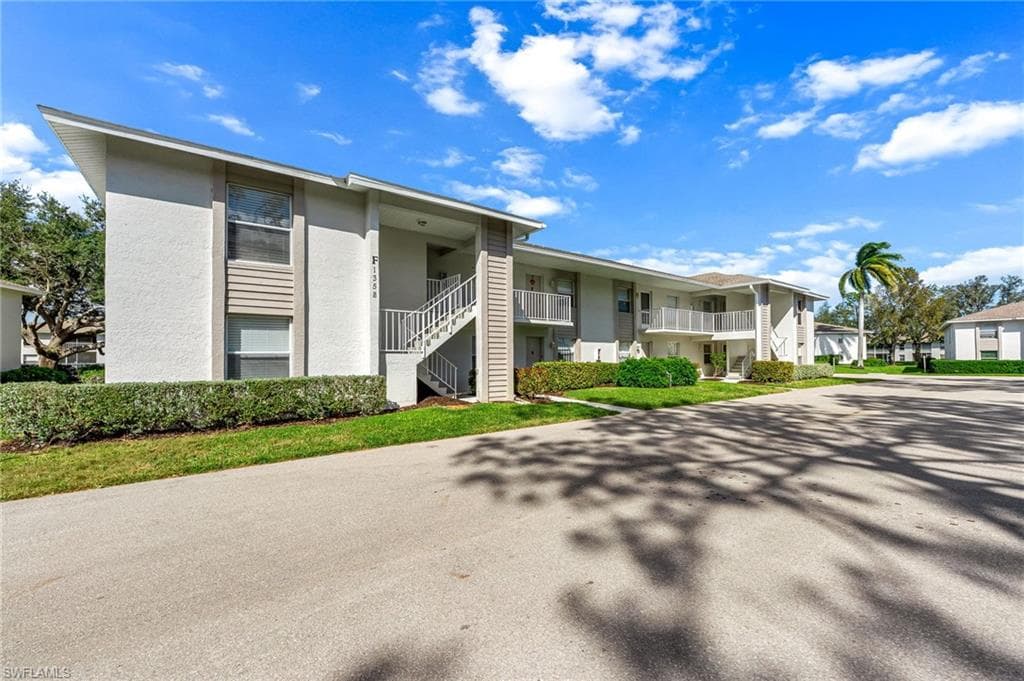 1358 Derbyshire CT F102 NAPLES, FL 34116