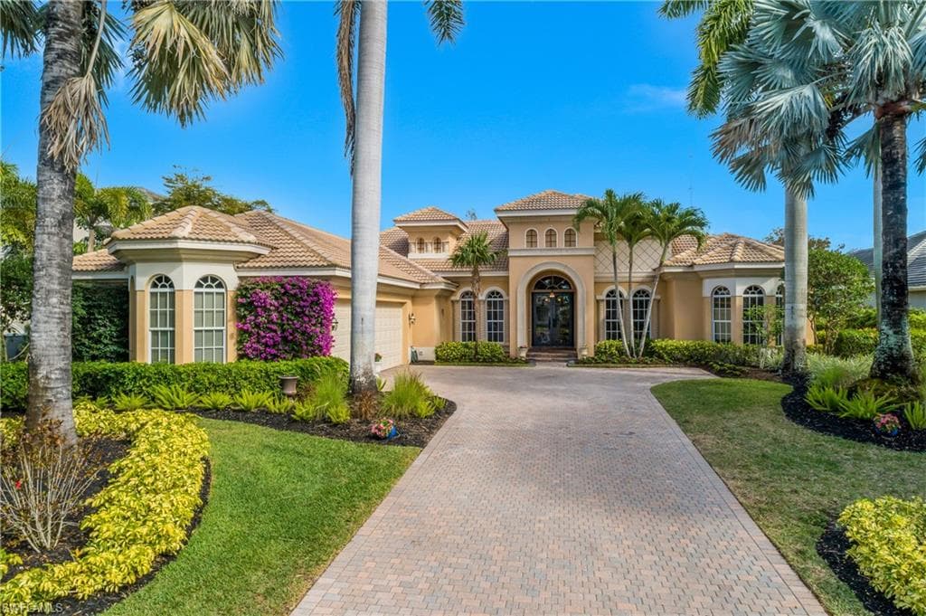 22071 Red Laurel LN E ESTERO, FL 33928