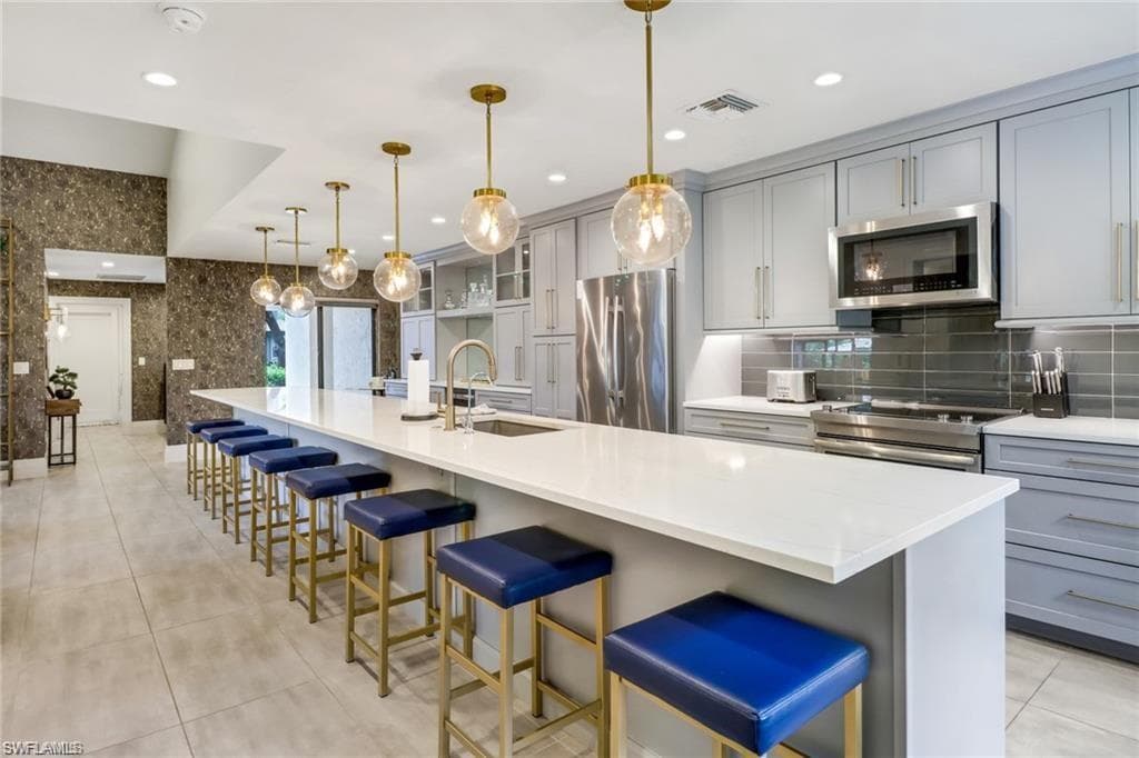 27052 Kindlewood LN BONITA SPRINGS, FL 34134