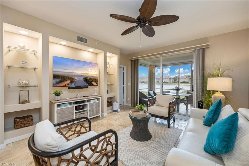 6650 Huntington Lakes CIR 103 NAPLES, FL 34119
