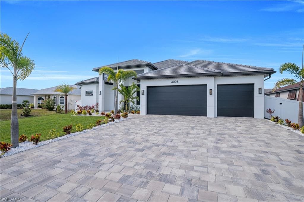 4006 SW 25th CT CAPE CORAL, FL 33914