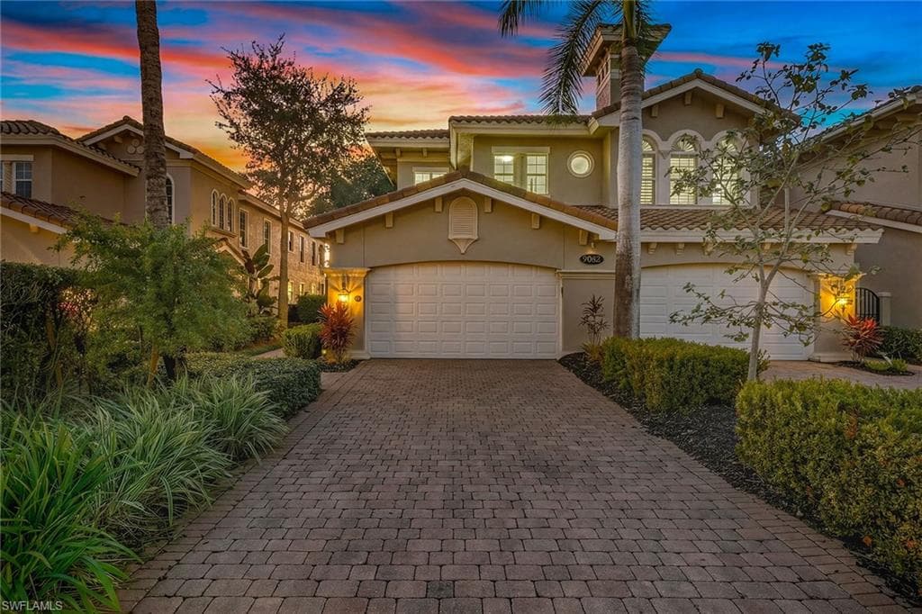 9057 Cherry Oaks TRL 201 NAPLES, FL 34114